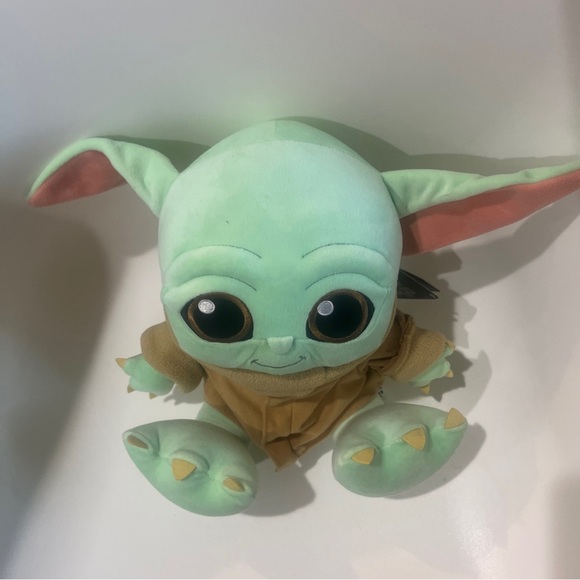 Disney Star Wars The Mandalorian Grogu Baby Yoda Big Feet Plush Toy - Picture 3 of 12